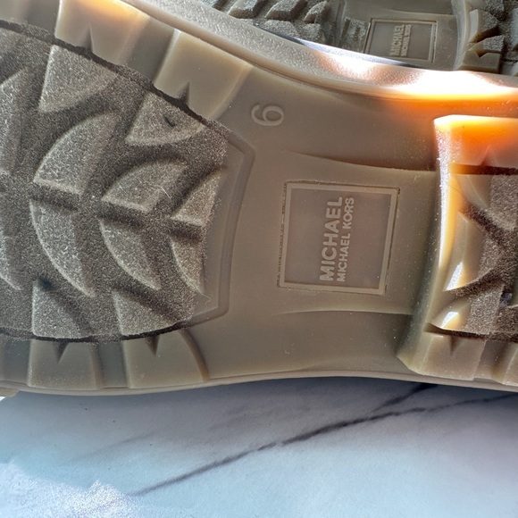 Michael Kors Womens size 6 Rubber Duck Style Boots Worn Once! Perfect Condition! - Picture 7 of 8